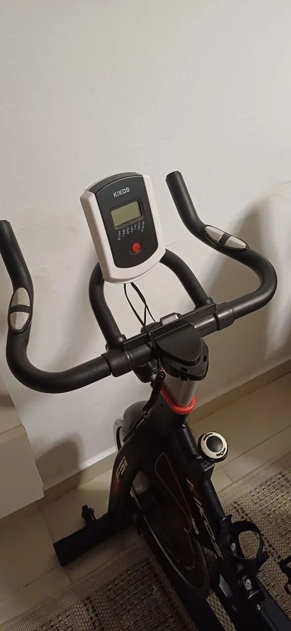 Bicicleta ergométrica kikos F5i.