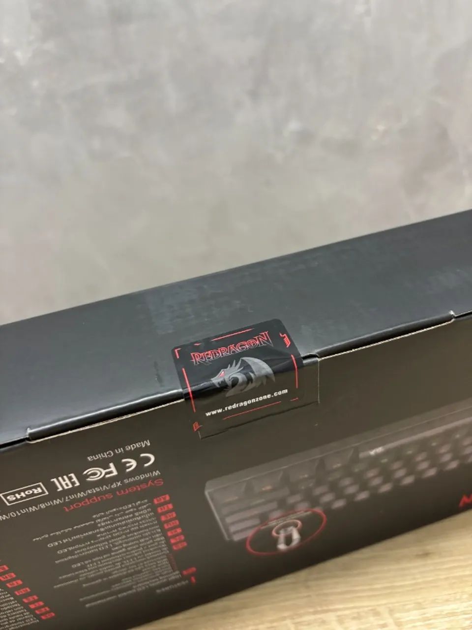 Teclado Gamer Mecânico Redragon Lakshmi, Rainbow, Switch Preto, ABNT2, 60%, Black [NOVO] - Foto 4