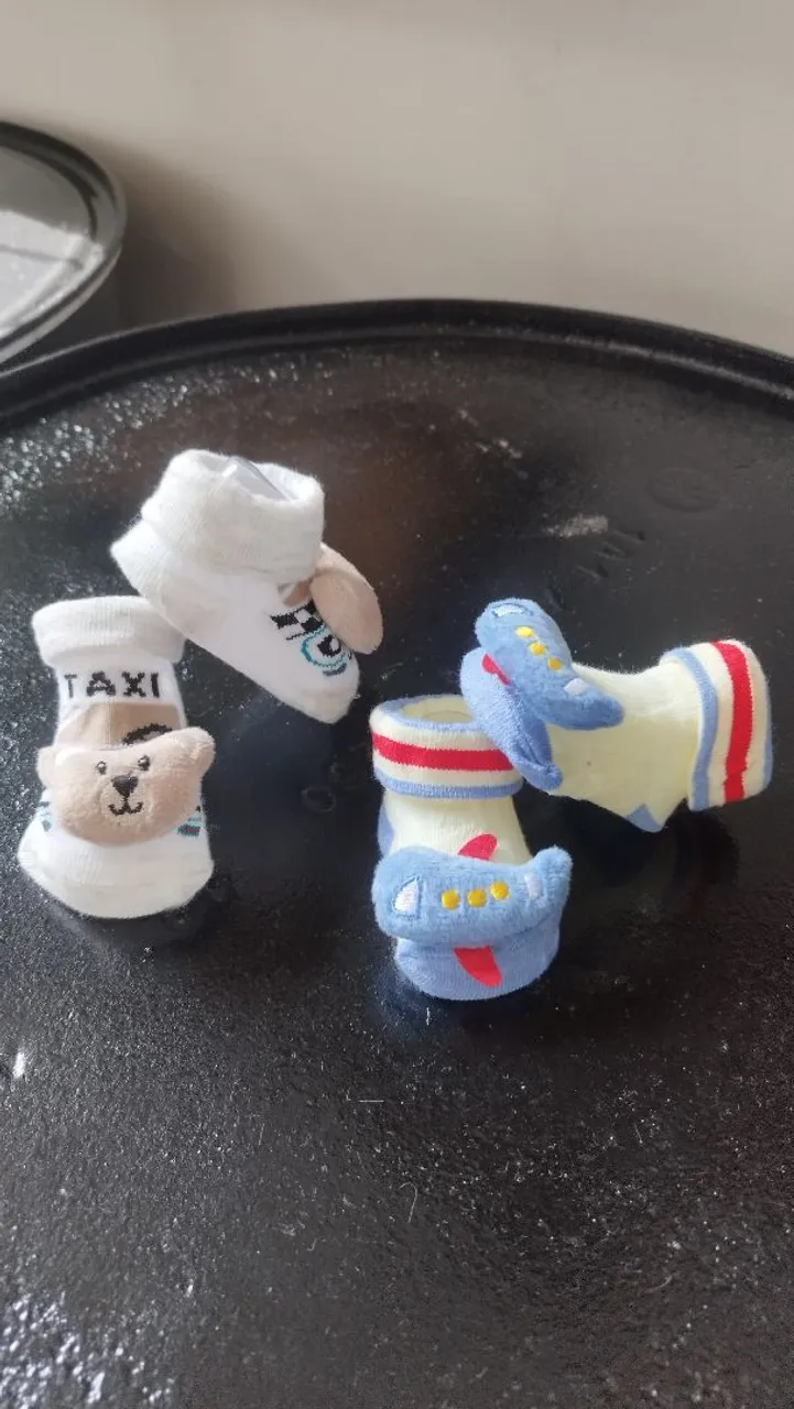 Meias de Bebê Divertidas - Avião, Táxi e Olho