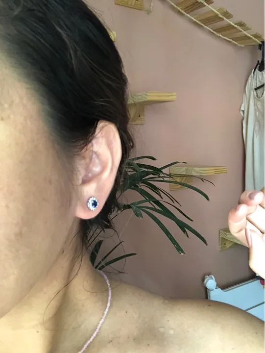 Brincos de safira com diamantes e ouro branco  - Foto 3