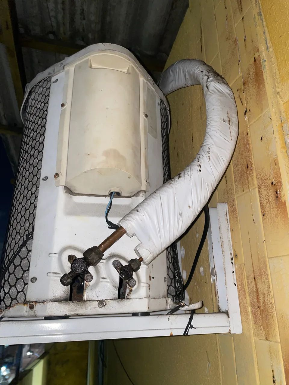 Ar condicionado 9000 mil btus ! No canto ainda ! Funcionando perfeitamente  - Foto 5