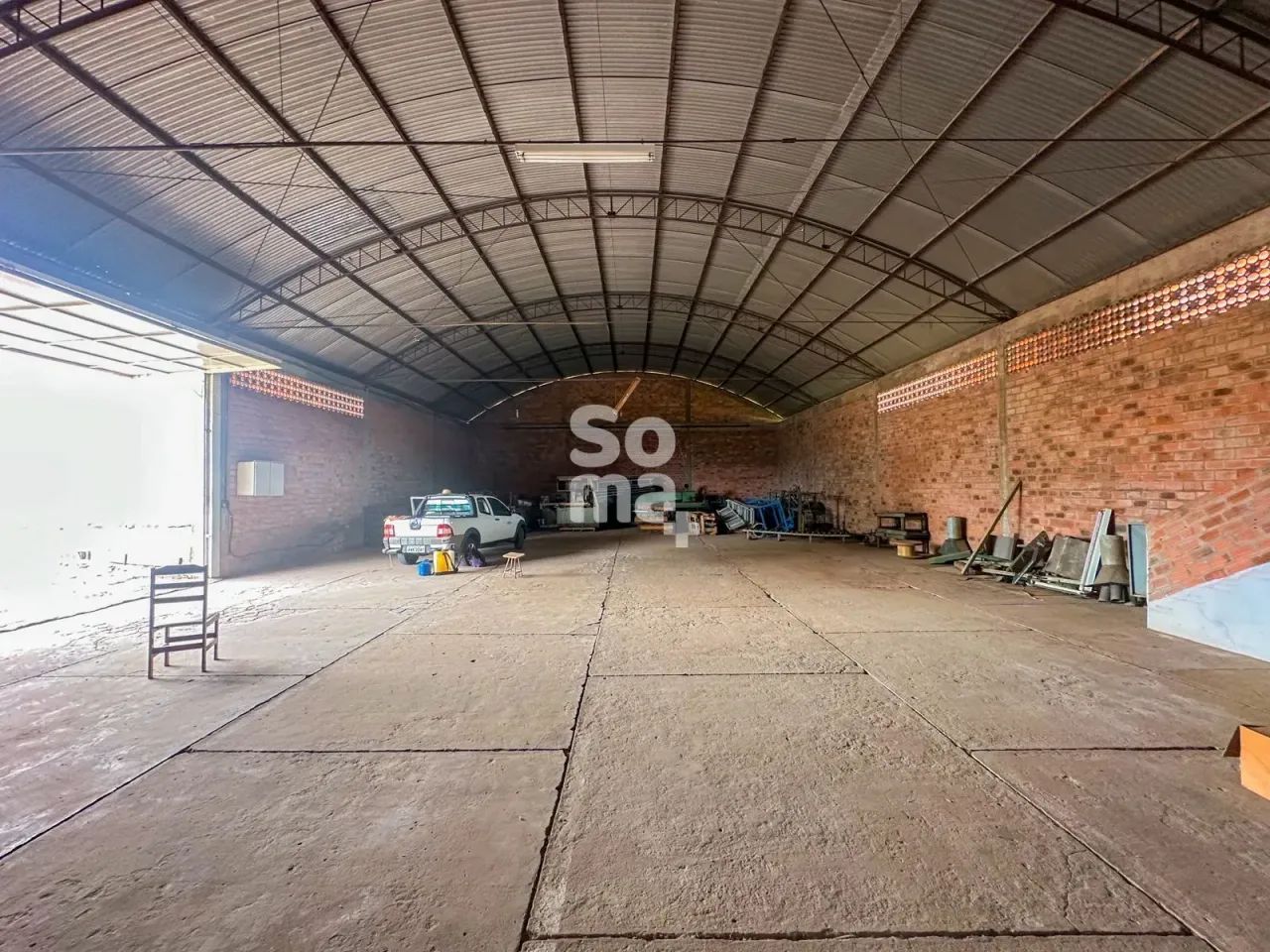 PAVILHÃO PARA VENDA E LOCAÇÃO NO BAIRRO PINHEIRO MACHADO