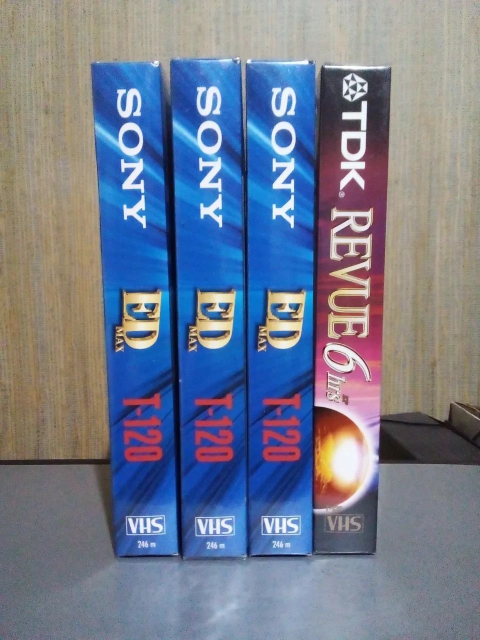 VHS - 4 fitas virgens - 3x Sony 1x TDK - Foto 2