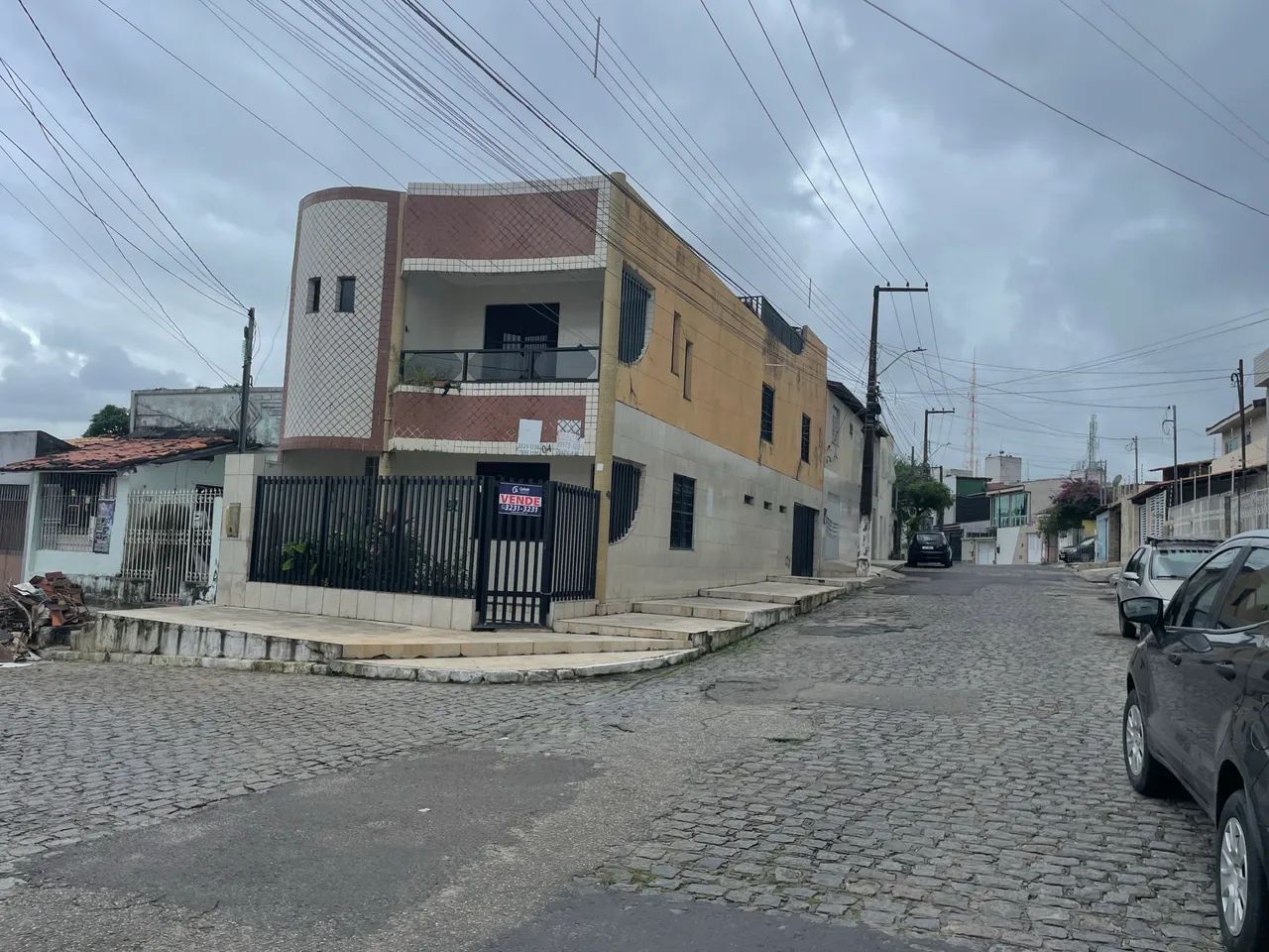 Vendo Casa com 3 Pavimentos no Santo Antônio