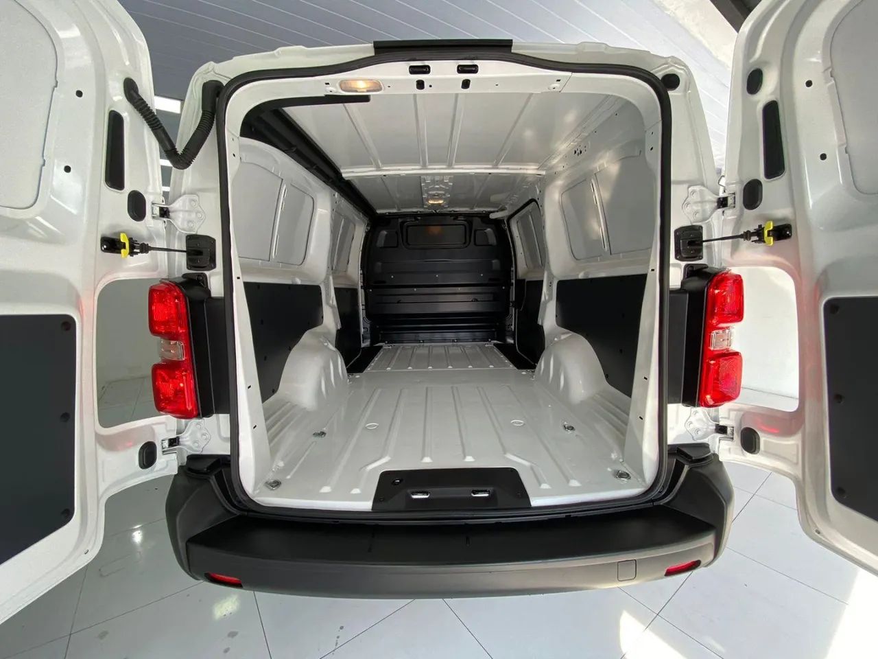 Fiat Scudo 2025 1.5 bluehdi diesel cargo manual - Foto 5