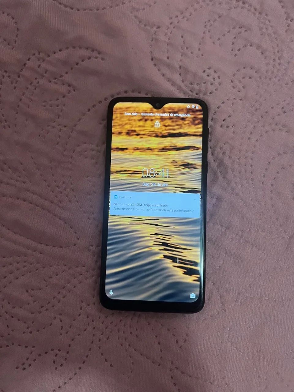 Motorola one macro 