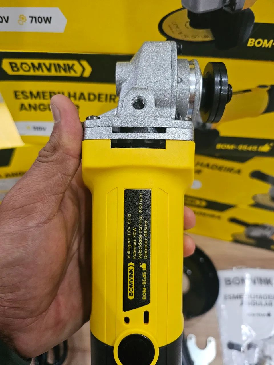 Esmerilhadeira angular 710w 110v - Foto 5