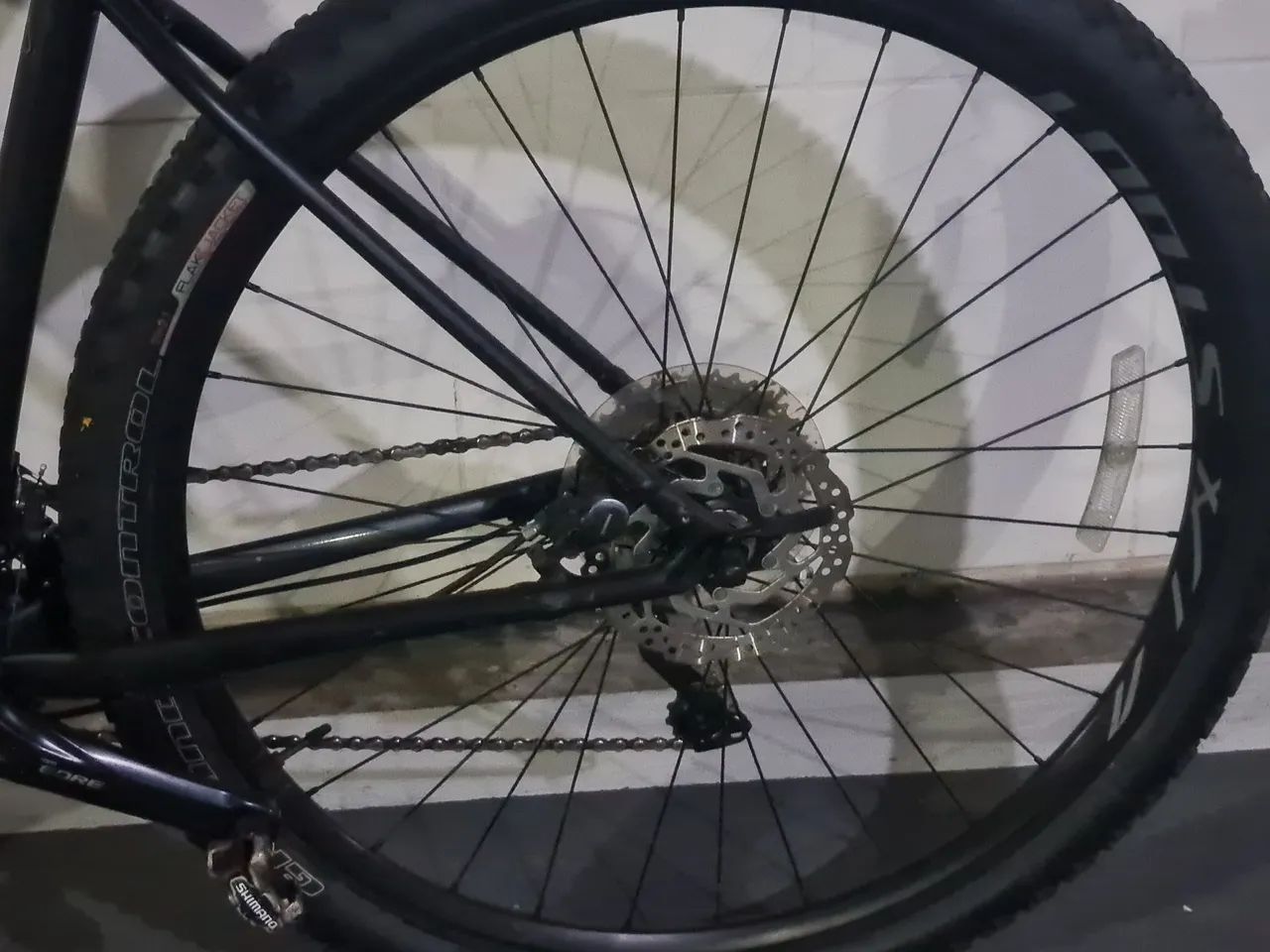 Bicicleta Specialized Rockhopper Elite Aro 29  - Foto 3