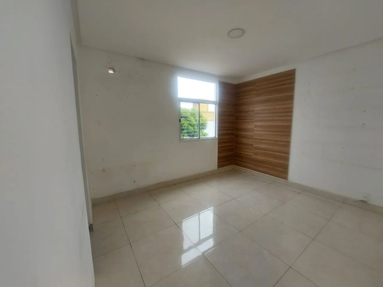 Sala comercial no 1º andar com 110m² no blindex - Na Constantino Nery - Foto 11