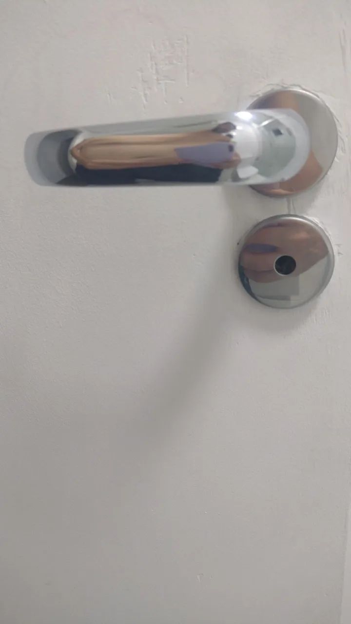 Stam WC Round Polished Lock64750513595905120