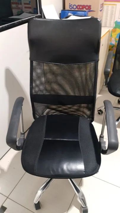 Poltrona presidente telada com reclinio e regulagem de assento  - Foto 3