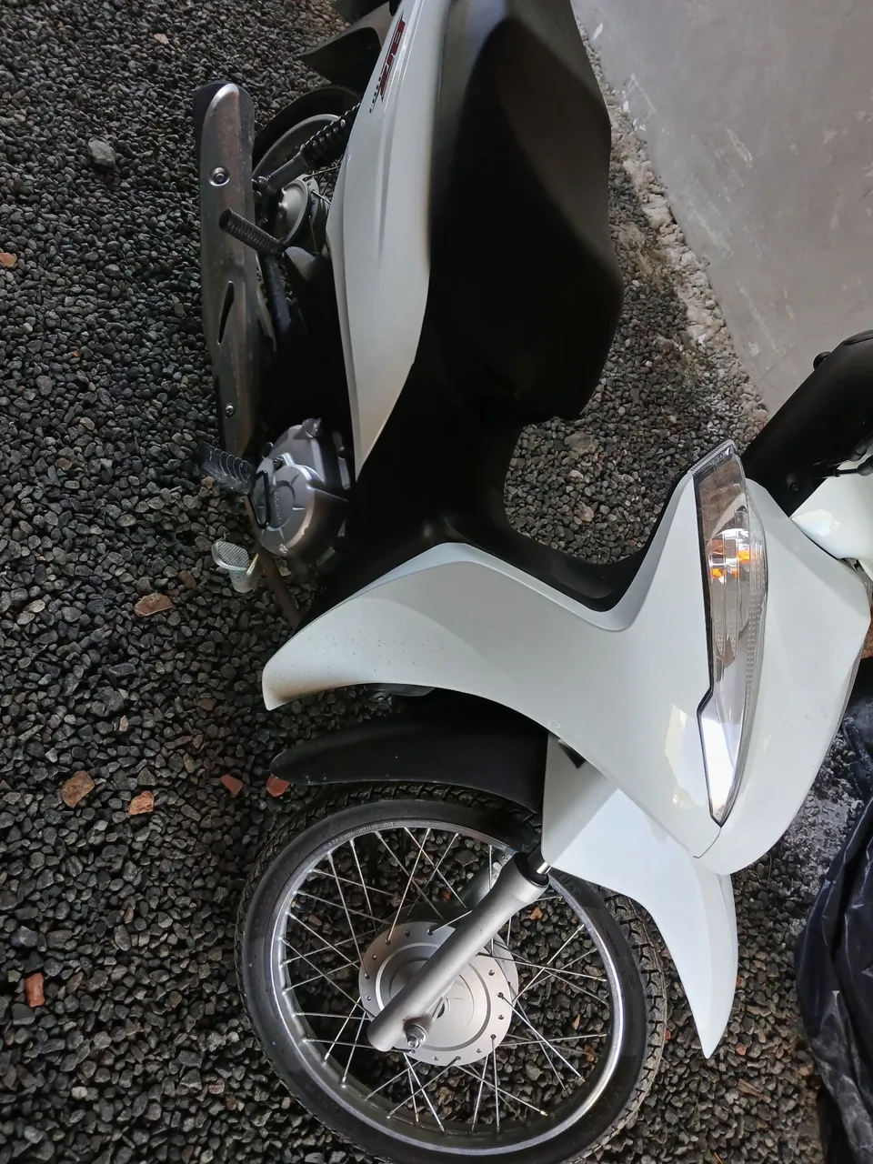 Biz 110i 2024 Impecável