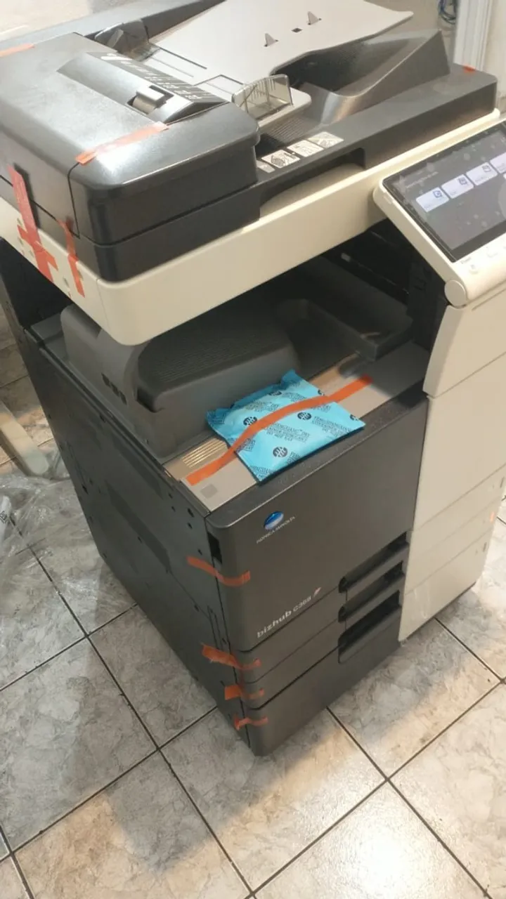 KONICA MINOLTA BH C368 -MULT. LASER COLOR (36PPM) SRA3 COMPLETA , PRATICAMENTE NOVA *