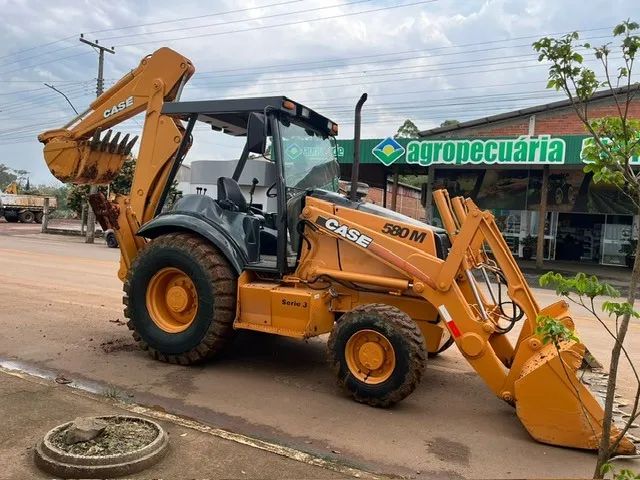 Retroescavadeira CASE 580M 4x4 - Foto 2