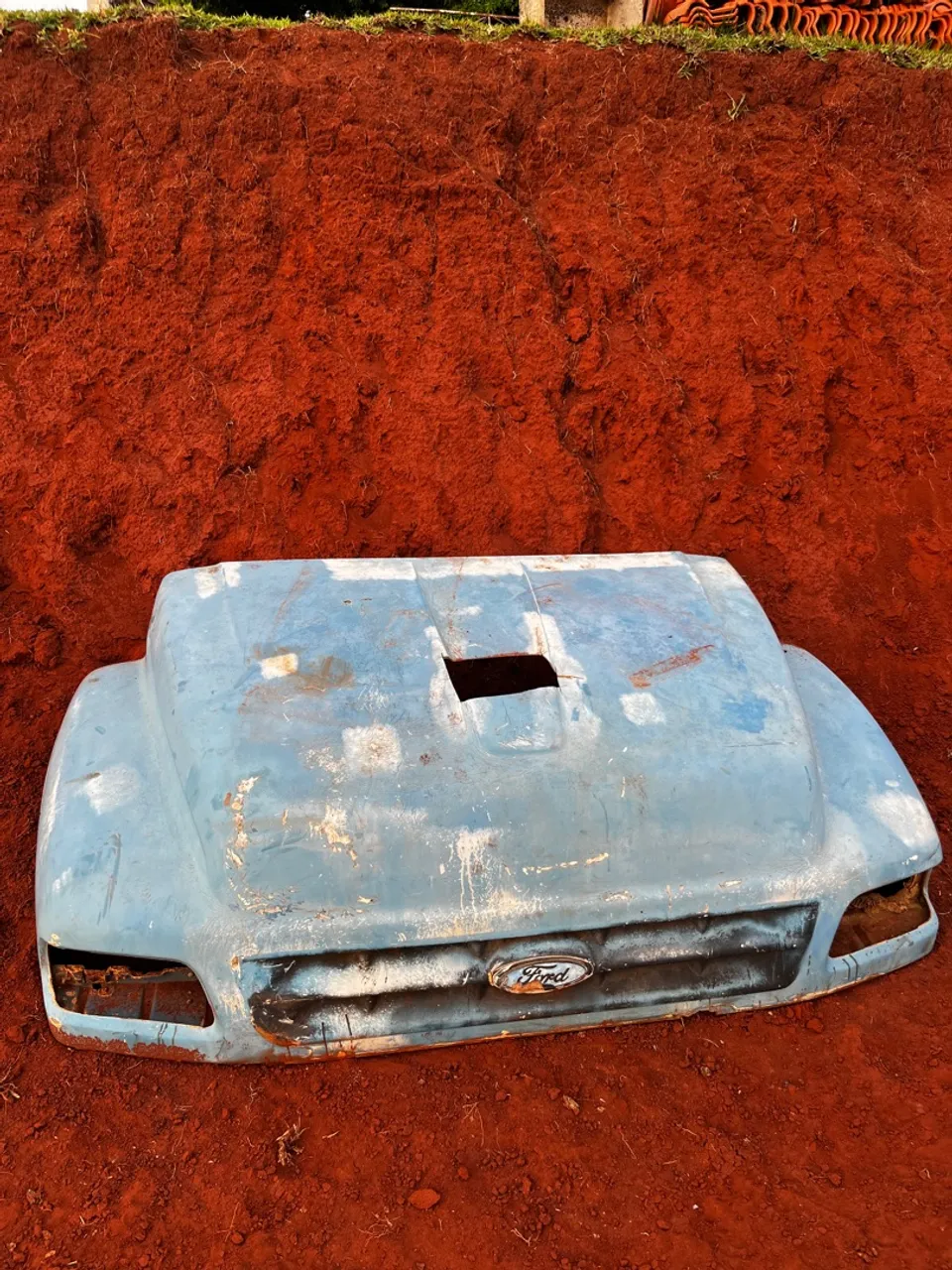 Capô Ford F14000 Sapão