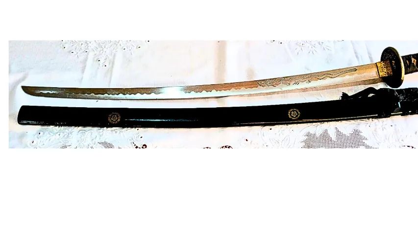 CONJUNTO DE RÉPLICAS DECORATIVAS DE ESPADAS SAMURAI JAPONESAS - KATAKANA e WAKISASHI - Foto 5