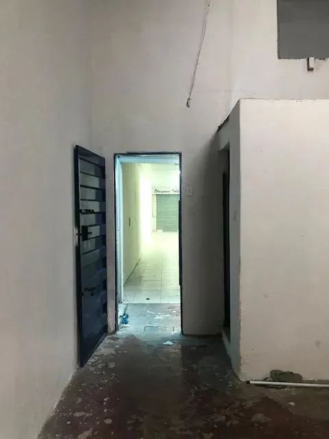 Imóvel para aluguel possui 200 metros quadrados em Salesianos - Juazeiro do Norte - CE - Foto 2