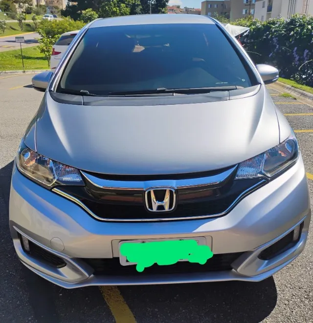 Honda Fit automático único dono