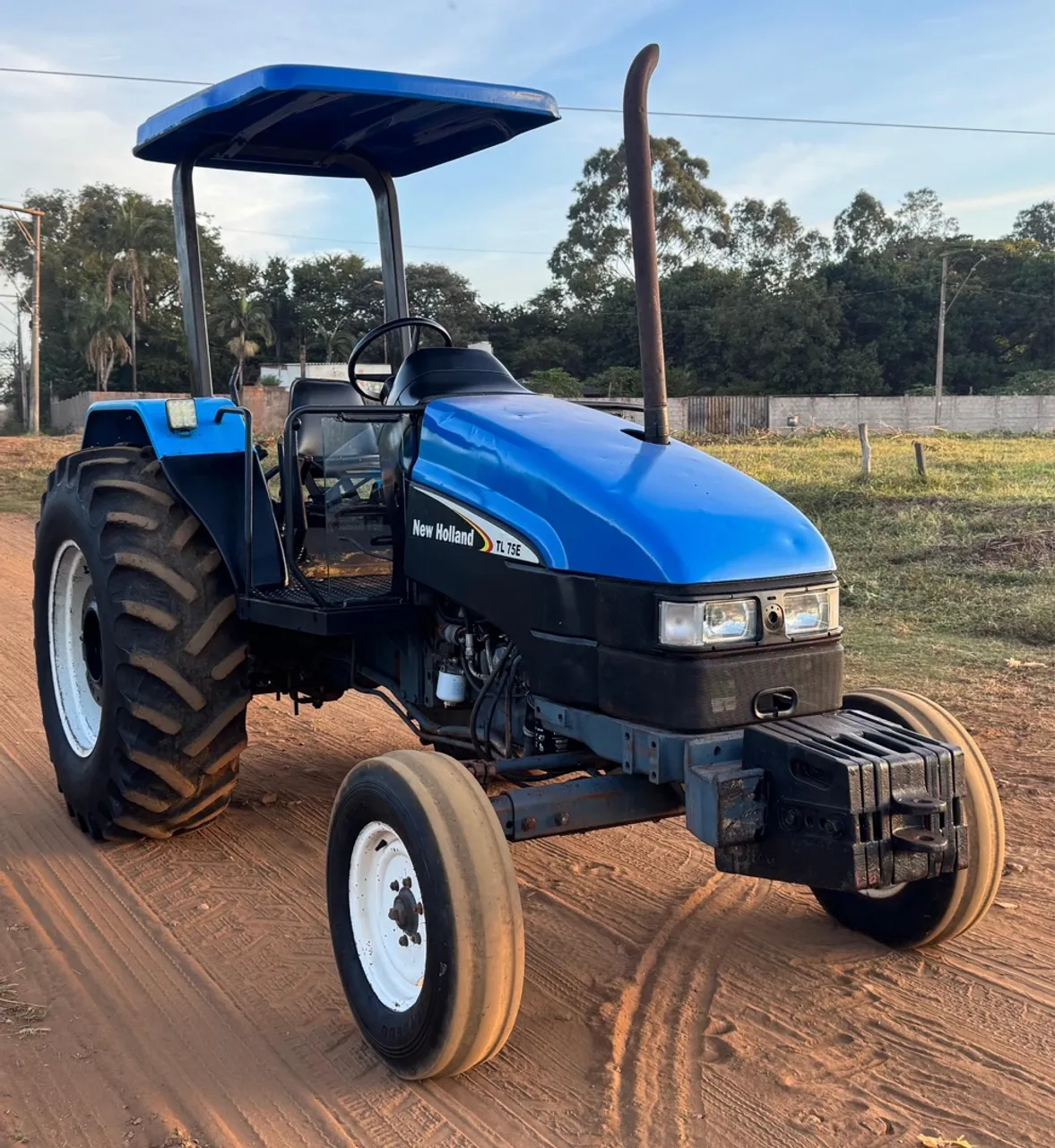 Trator New Holland TL75E 