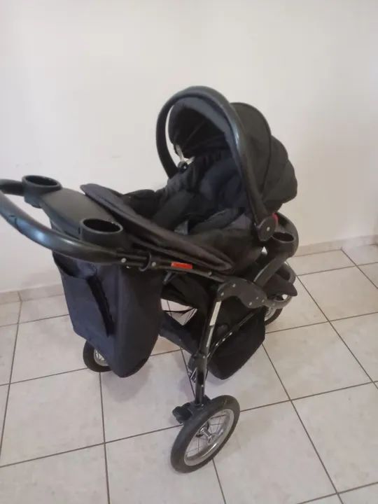 Carrinho de Bebê Preto - Foto 2