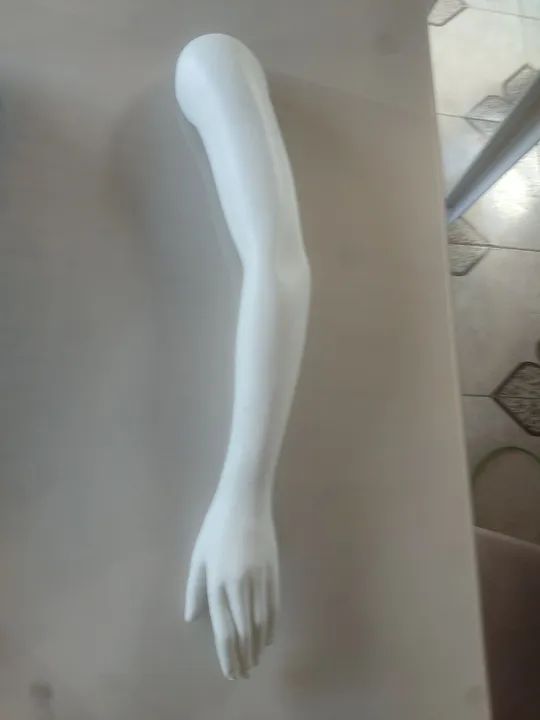 Manequim de braço feminino para loja 30 reais cada  - Foto 2