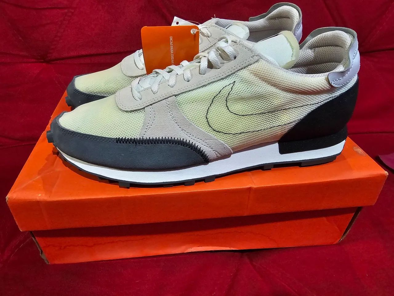 NIKE - Dybreak Type "Summit White Light Orewood Brown