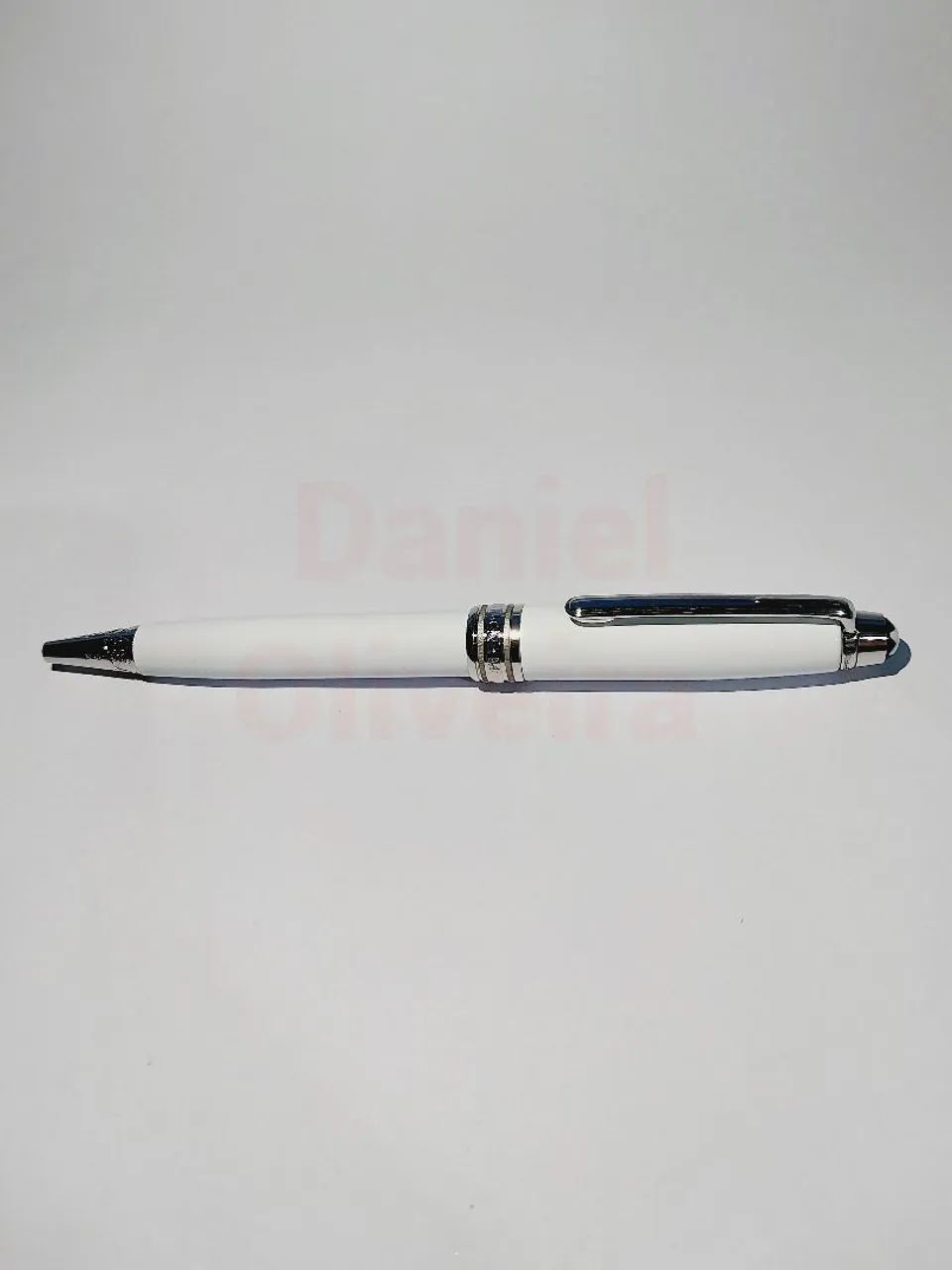 Caneta montblanc White Tribute 