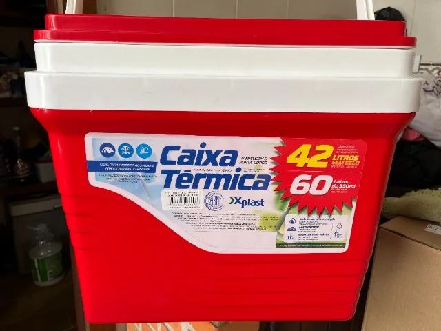 Caixa Térmica Cooler 42 L Com Alça 60 Latas Xplast