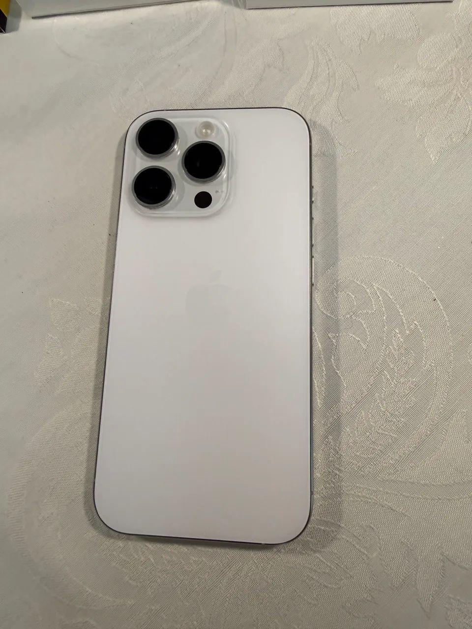 IPHONE 16 PRO 256Gb Branco - Celulares e Smartphones - Jardim