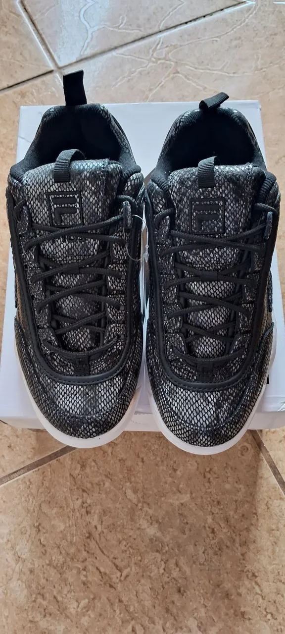 Tênis Fila Disruptor II Preto Cobra - Novo!