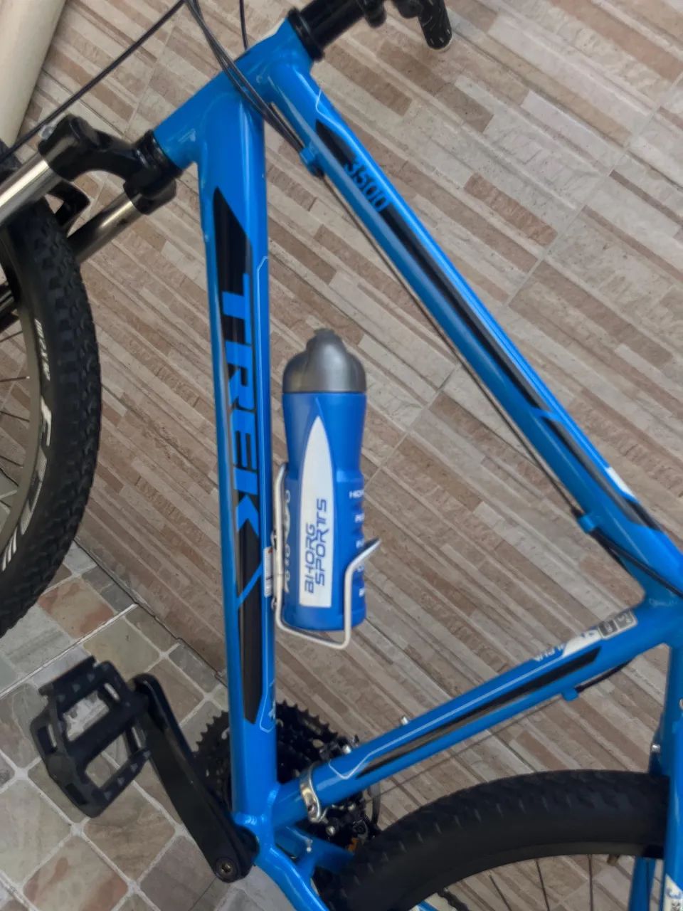 BICICLETA TREK MUITO NOVA - Foto 2