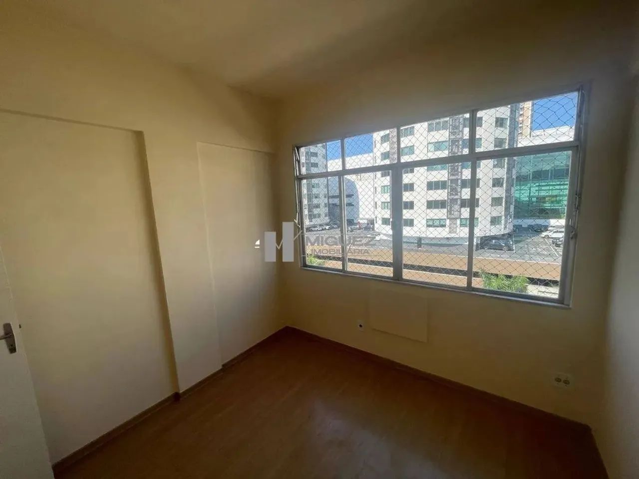 Apartamento para alugar debruçado no Shopping Tijuca! Sala 2 quartos com 1 vaga! - Foto 8