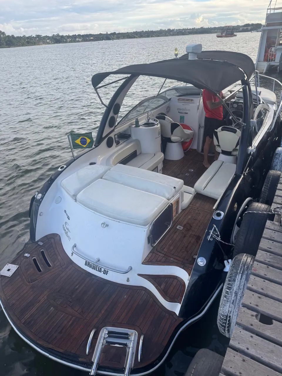 Lancha - Motorboat  - Foto 2