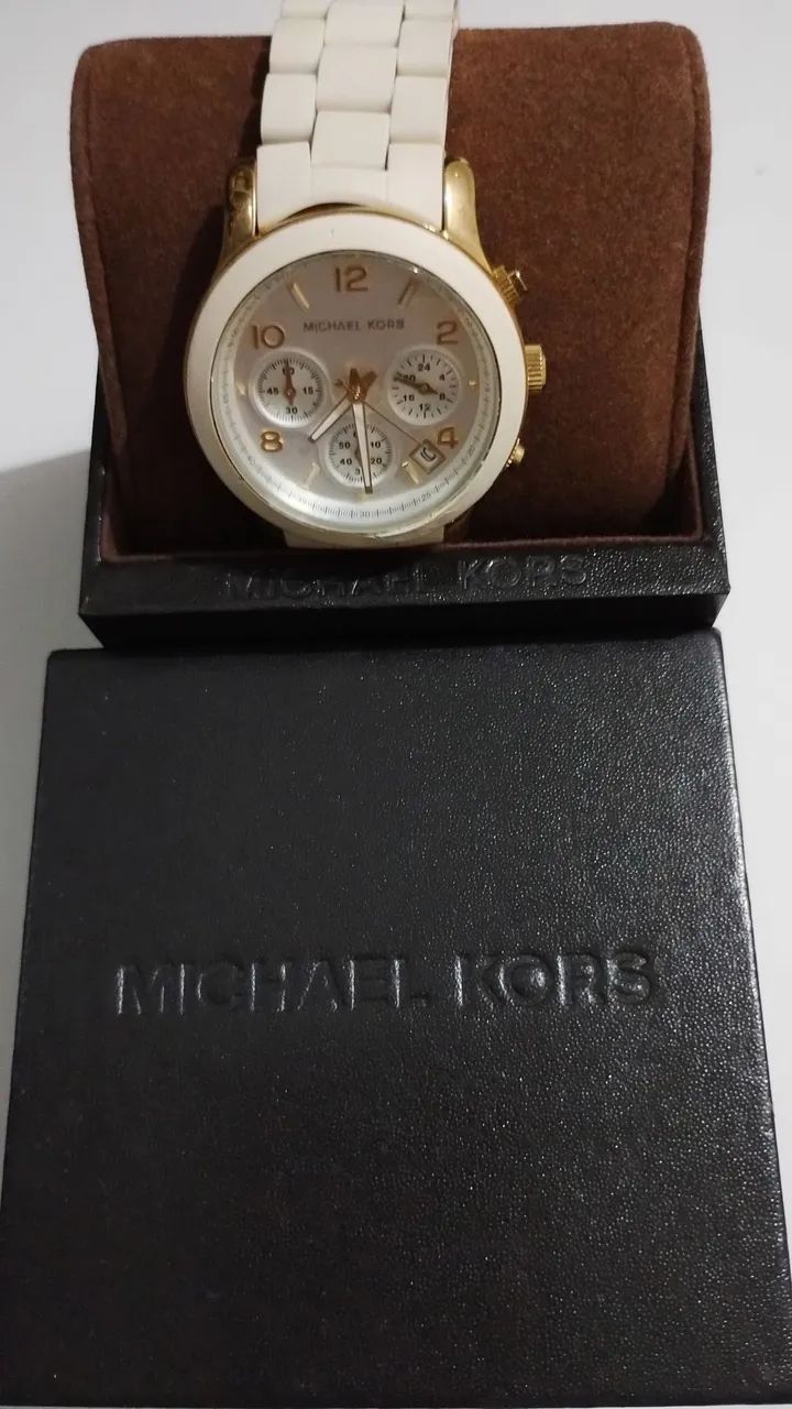 Relógio Michael Kors Cronógrafo Feminino Dourado  - Foto 5