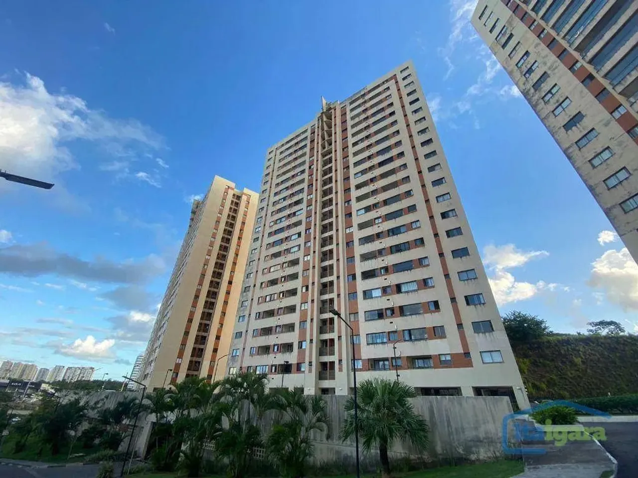 Apartamento com 3 dormitórios para alugar - Paralela