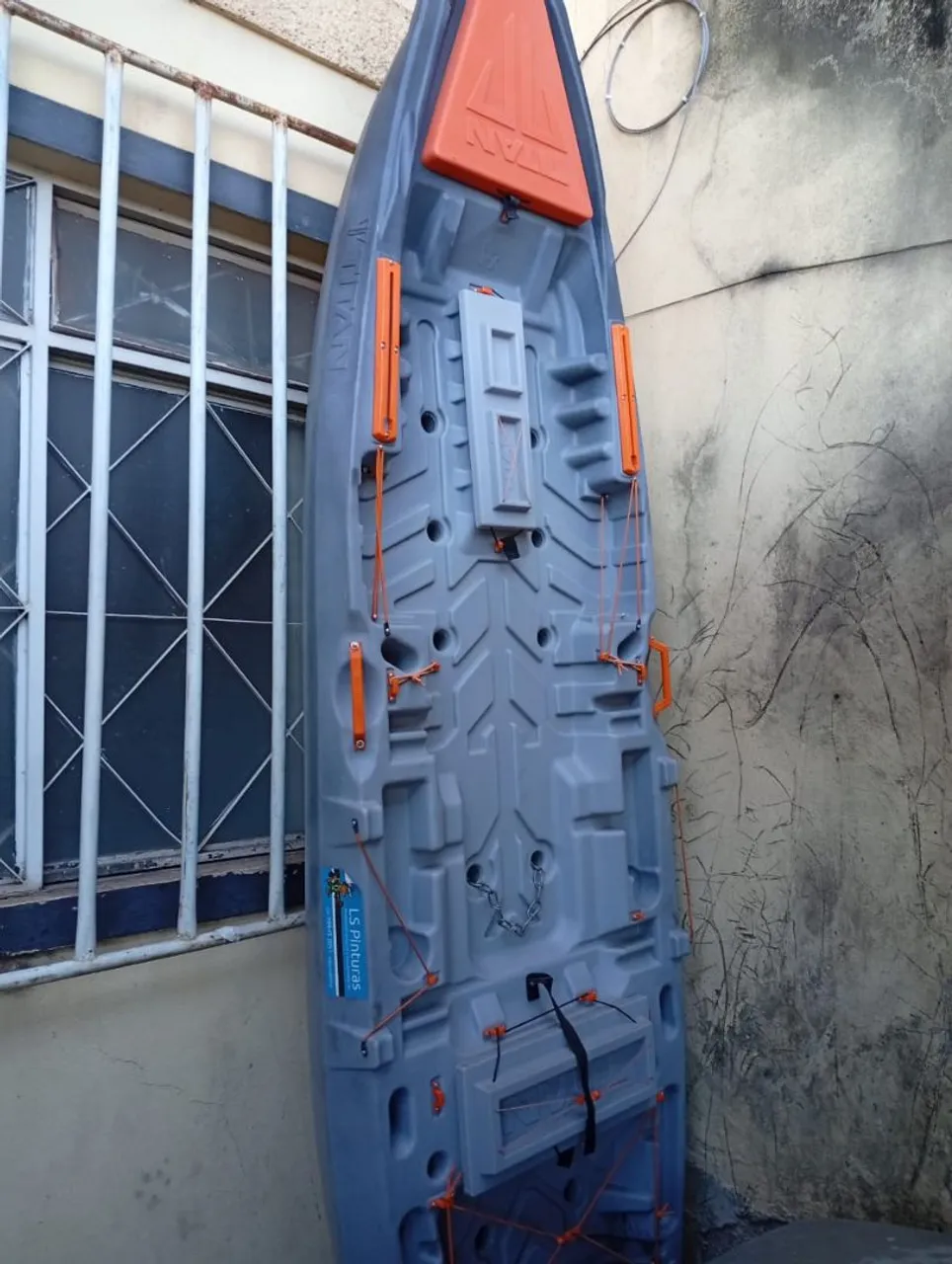 Caiaque Titan Ares para pescas esportivas