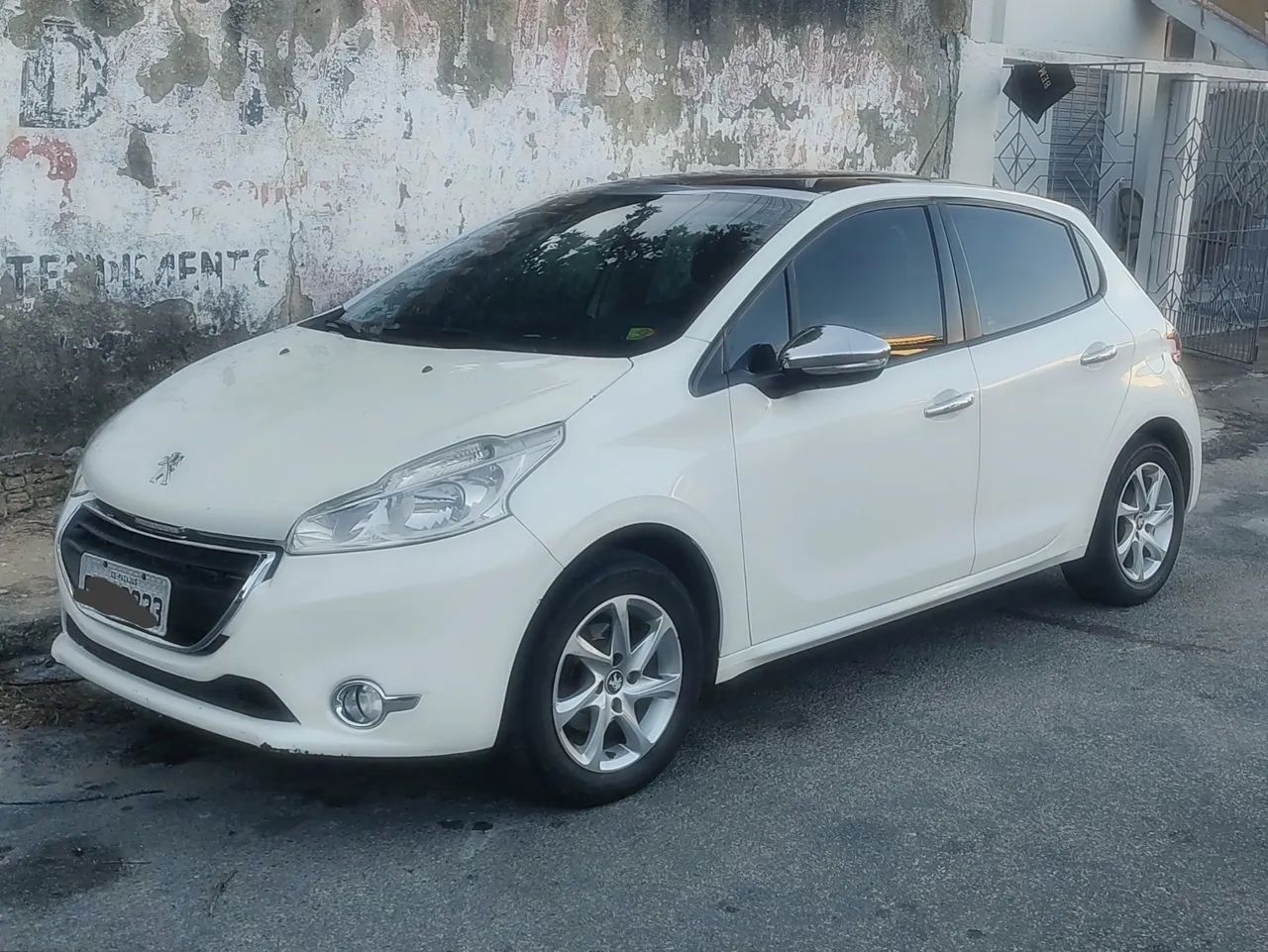 PEUGEOT 208 - ANO 2013/2014 ( EM PACAJUS) - Foto 2