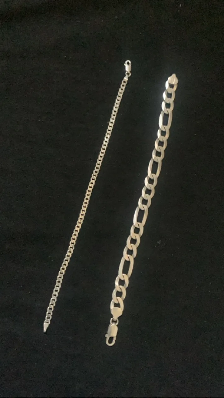 Vendo essas duas pulseira de prata 925
