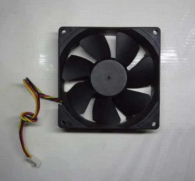 Cooler Ventoinha 90x90x25mm 12v 1.6w Sunon Kd1209pts2 Usado - Foto 2