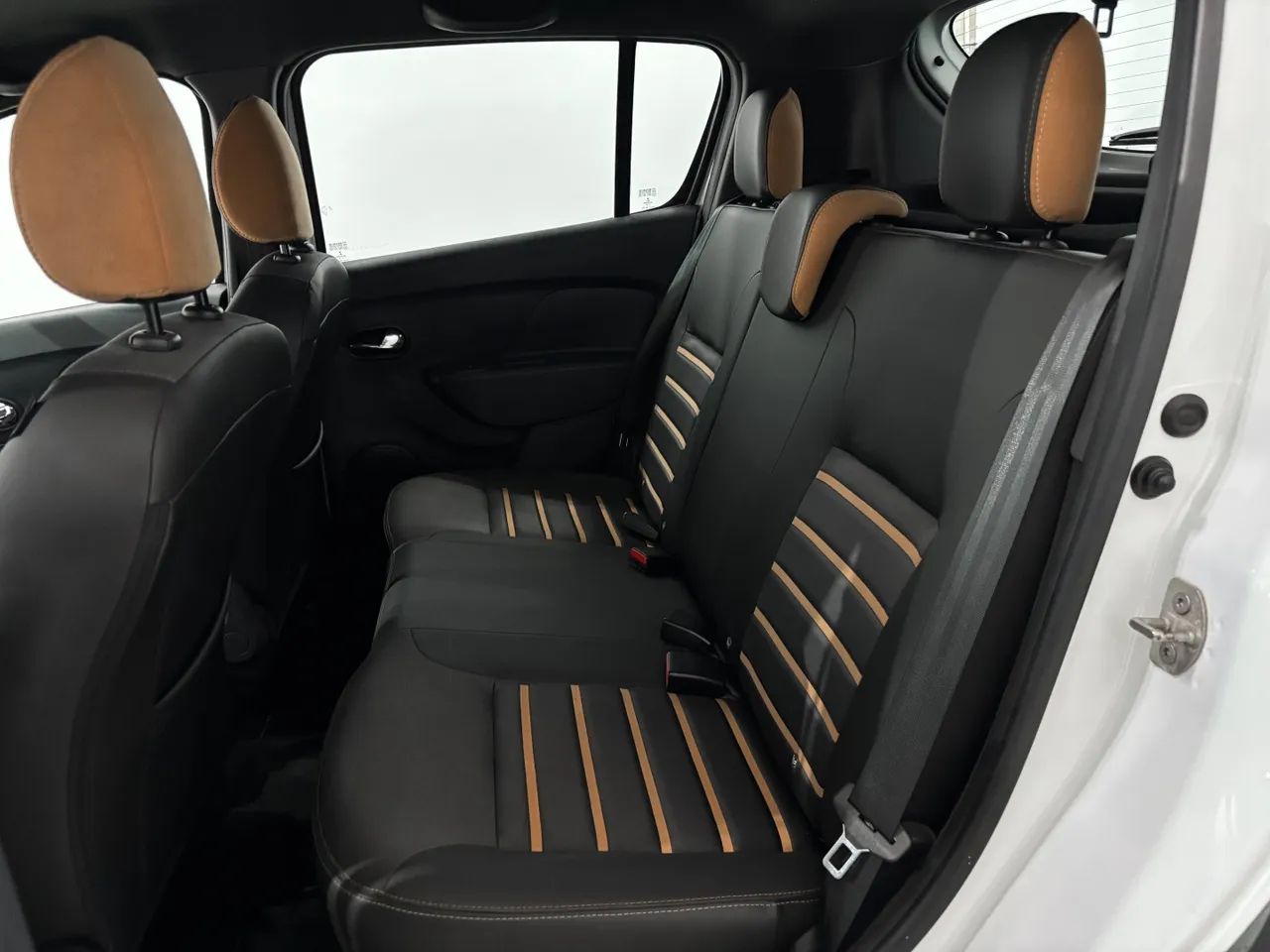 Renault Sandero Stepway Hi-flex 1.6 16V 5P Aut. 2020 - Foto 13