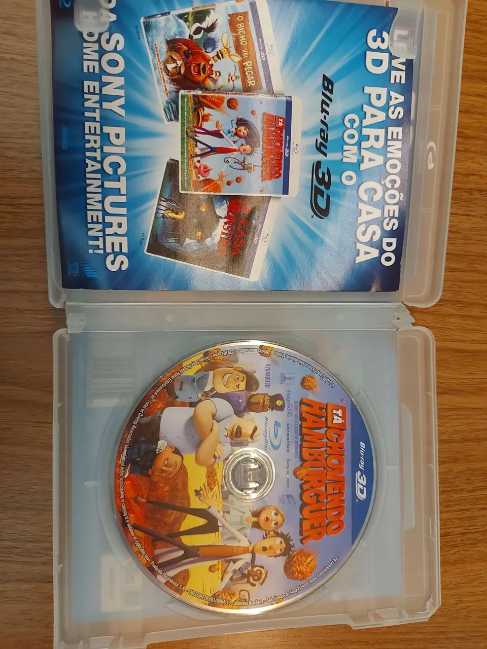 Blu-ray 3D / 2D Tá Chovendo Hambúrguer Filme - Foto 3