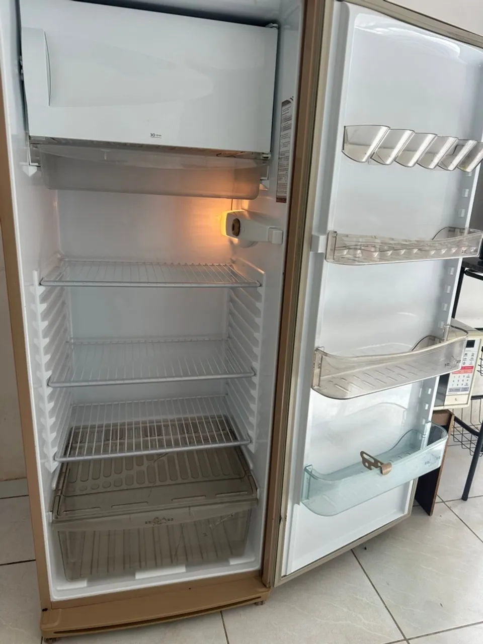 Geladeira Electrolux Frost Free - Ótimo estado