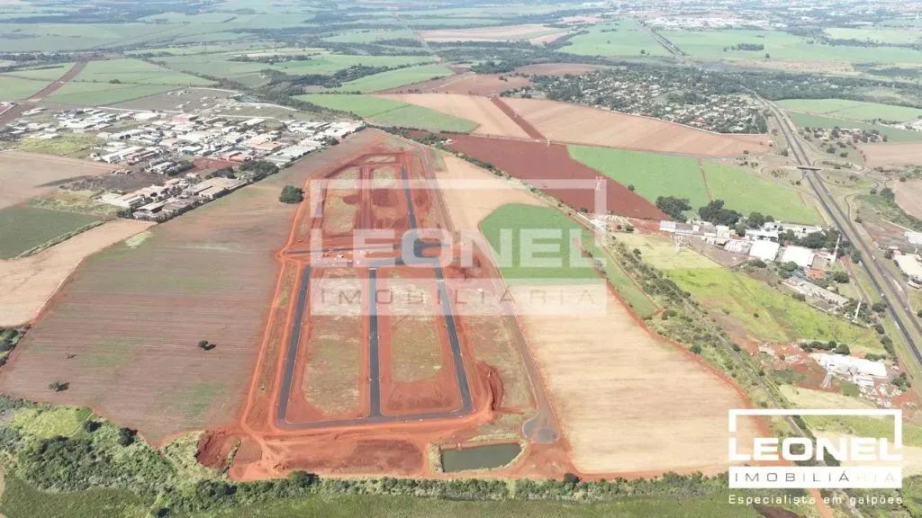 Área / Terreno Empresarial e Industrial à Venda - Foto 12