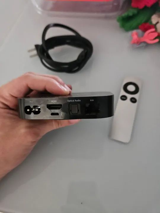 Apple TV 2ª Geração - Usado - Foto 2