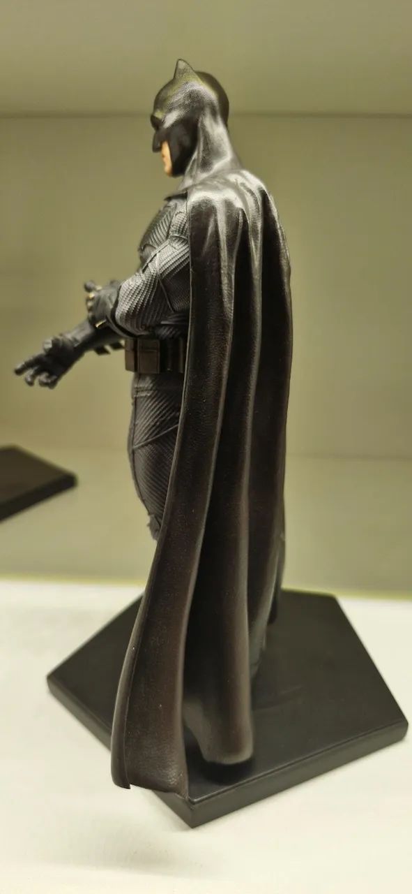Batman - Bvs: Dawn Of Justice - 1/10 Art Scale Iron Studios - Foto 4
