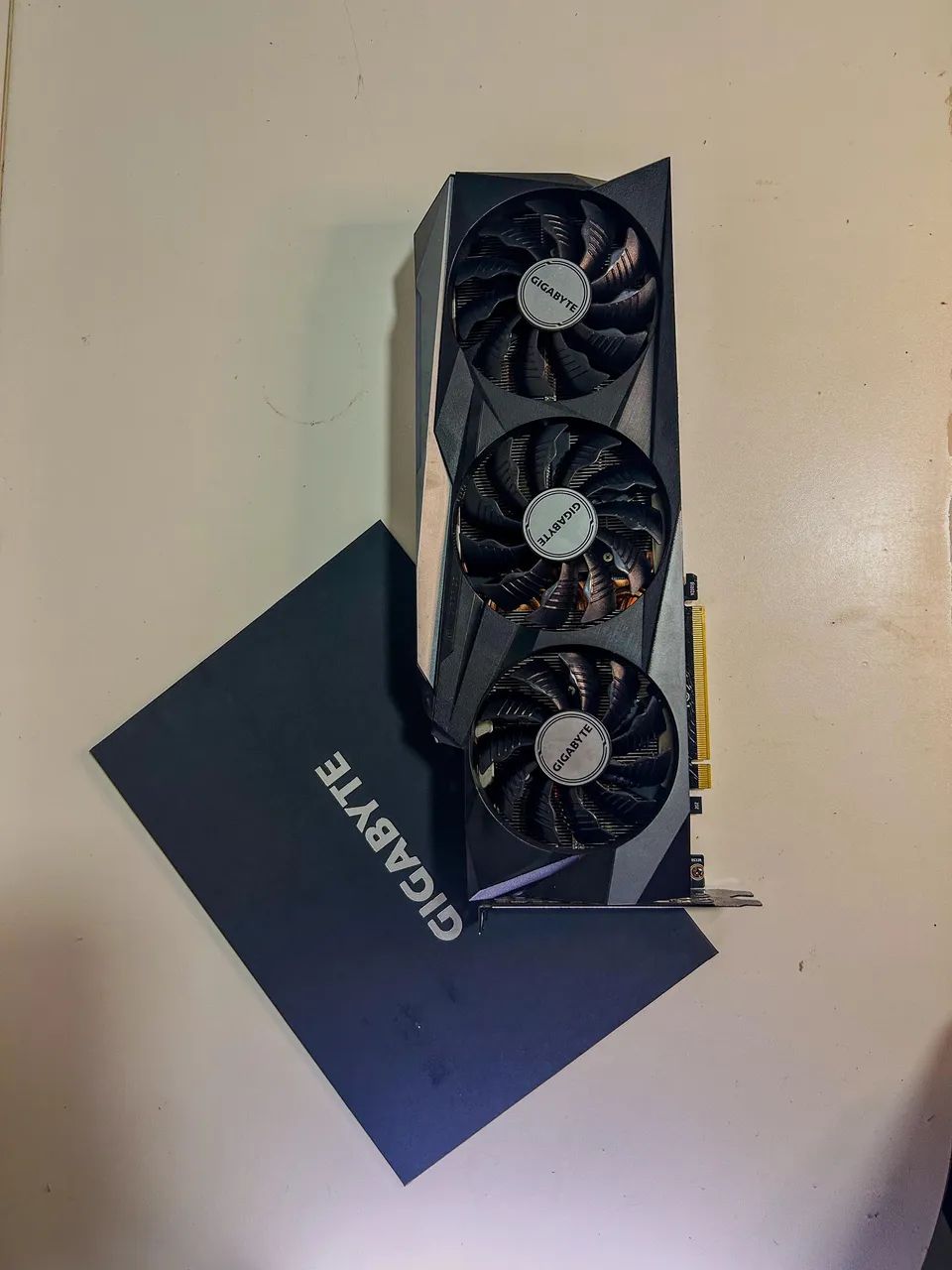 Experimente o Poder Definitivo Com a Gigabyte GeForce RTX 3090 Placa De Video - Foto 5