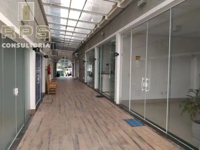 Sala para locação comercial em excelente localização , com 35 m² , sendo 01 sala e 01 banh