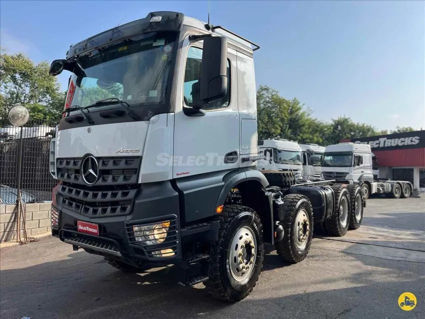 Mercedes-Benz  Arocs 4851 8x4 22/22 - Foto 2