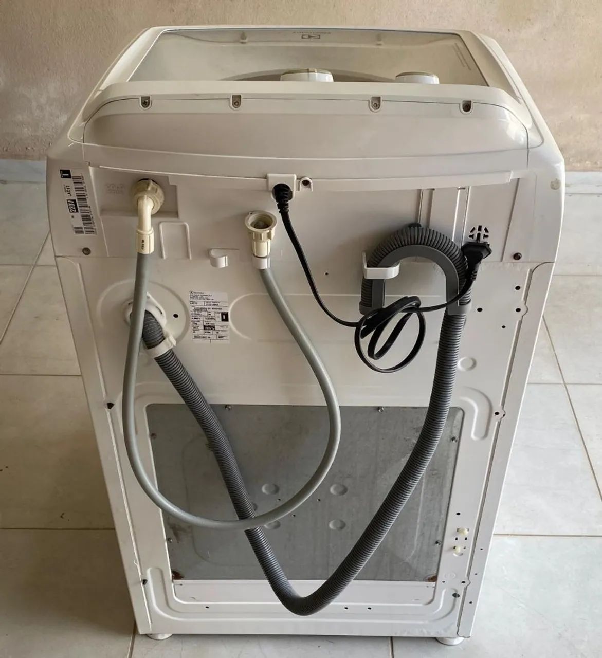 Maquina de Lavar Eletrolux 13KG Turbo Bem Conservada FAÇO ENTREGA ACEITO CARTÃO  - Foto 2