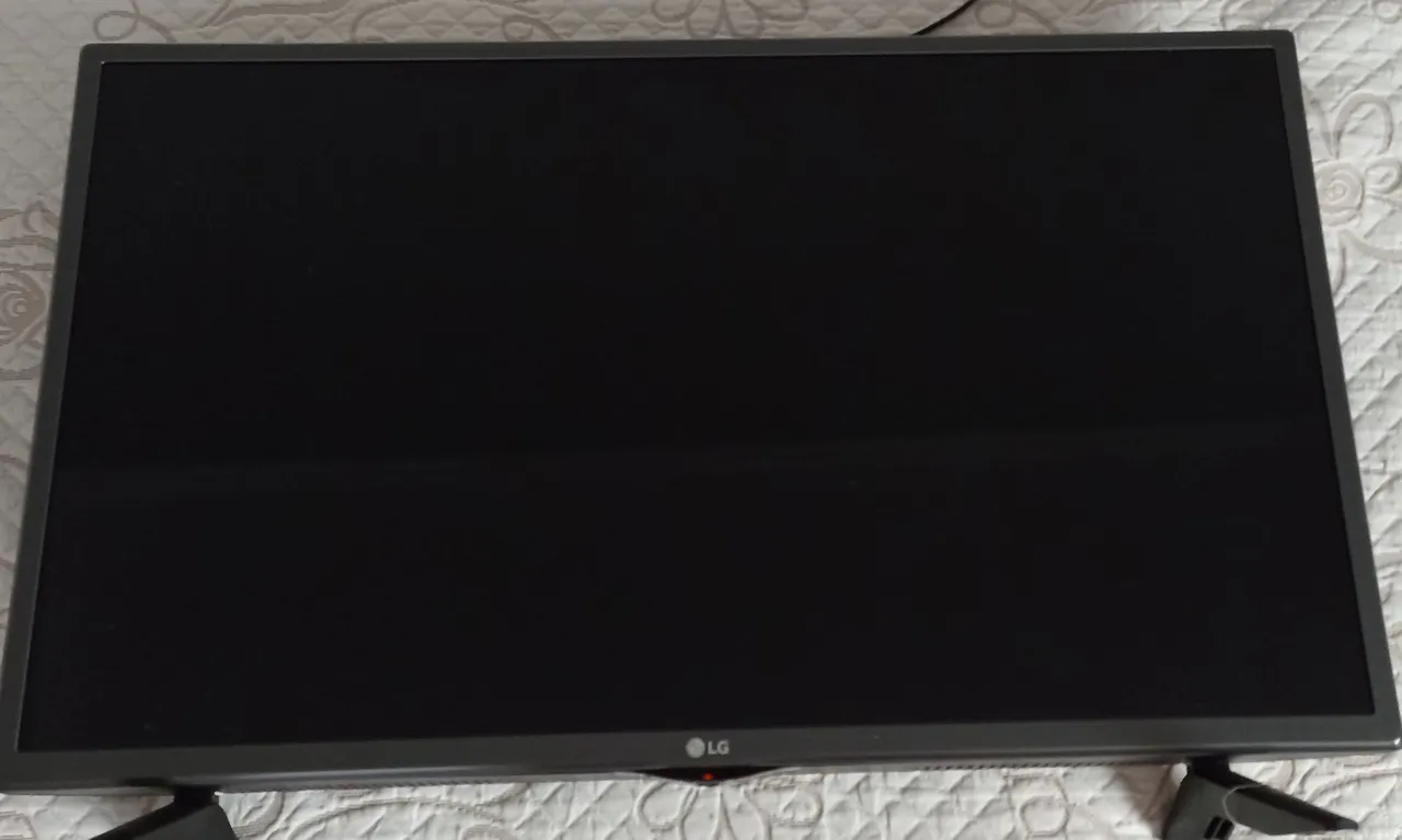 TV LG 32 polegadas para retirada de peças